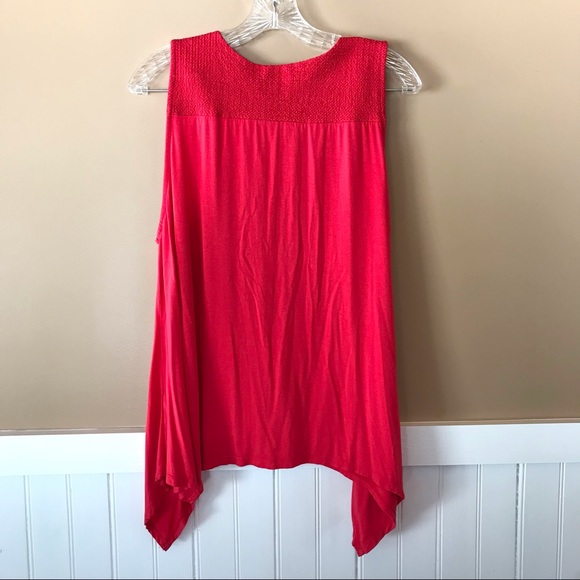 Adrianna Papell Women's Solid Sleeveless Key Hole Embroidery Top, size XL - Picture 3 of 8